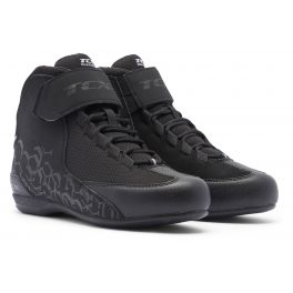 Sport store boot juta