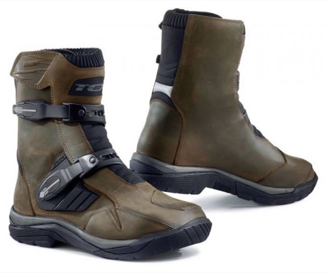 Botte de moto Baja Mid WP